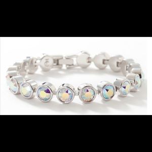 Touchstone by Swarovski Crystal ice bracelet aurore boreale BNIB a must have!